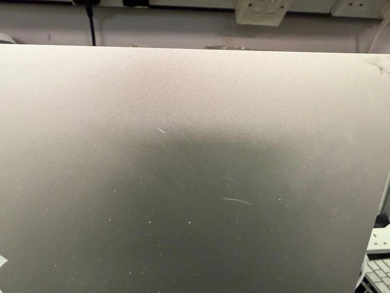 2023 iMac 24" A2873 4 Port M3 8 Core 10 Core 256GB 8GB Silver GRADE B - WORKING