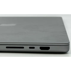 MacBook Pro 16-inch M1 Max 10 Core / 32 Core GPU / 64GB RAM (Space Grey, 2021)